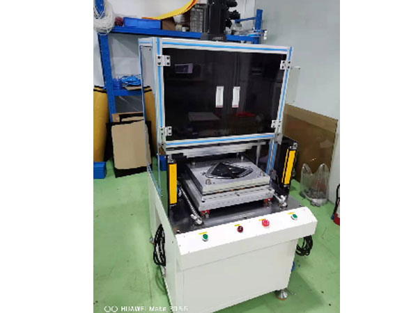 汽車車頂燈組裝線自動化設(shè)備（含燈光、FCT檢測）